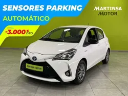 Blanco Usado 2020 Toyota Yaris Hybrid Active Utilitario | 15.800 € (Precio justo)