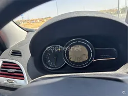 Rojo Usado 2010 Renault Mégane III Dynamique Berlina | 4699 € (Precio justo)
