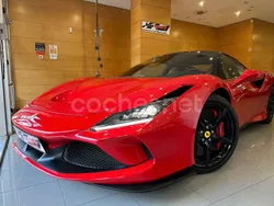 Rojo Usado 2021 Ferrari F8 Coupe | 350.000 €