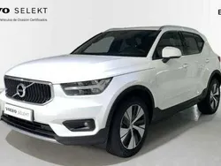 Blanco Usado 2021 Volvo XC40 Momentum SUV | 30.900 € (Precio justo)