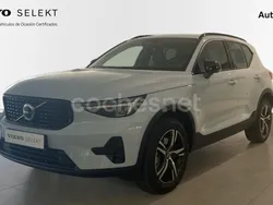 Azul Nuevo 2025 Volvo XC40 Plus SUV | 41.500 € (Buen precio)