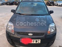 Azul Usado 2007 Ford Fiesta Futura Utilitario | 1700 € (Precio justo)