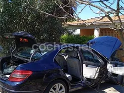 Azul Usado 2010 Mercedes C220 Avantgarde Berlina | 7500 € (Precio justo)