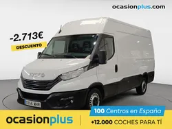 Blanco Usado 2023 Iveco Daily Berlina | 29.850 € (Precio justo)