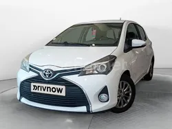 Blanco Usado 2017 Toyota Yaris Active Berlina | 10.500 € (Precio justo)