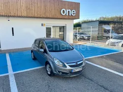 Gris / plata Usado 2010 Opel Corsa Berlina | 5490 € (Precio justo)
