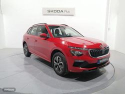 Rojo Usado 2024 Skoda Kamiq Essence SUV | 18.590 € (Super precio)