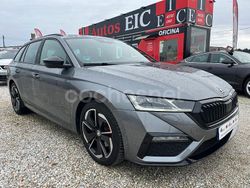 Gris / plata Usado 2023 Skoda Octavia RS Familiar | 32.999 € (Caro)