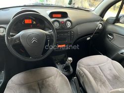Gris / plata Usado 2005 Citroën C3 Exclusive Utilitario | 2900 € (Precio justo)