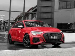 Rojo Usado 2023 Audi S3 Premium Utilitario | 59.900 €