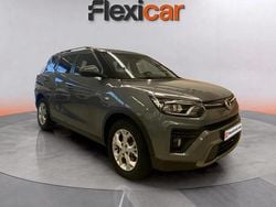 Gris Usado 2023 Ssangyong (KGM) Tivoli SUV | 13.490 € (Buen precio)
