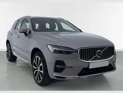 Silver dawn Usado 2023 Volvo XC60 Plus SUV | 45.900 € (Caro)