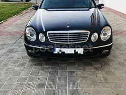 Negro Usado 2007 Mercedes E320 Avantgarde Berlina | 4890 €