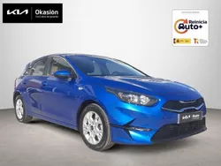 Azul Usado 2023 Kia Ceed Berlina | 17.990 € (Precio justo)