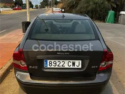 Gris / plata Usado 2005 Volvo S40 Momentum Berlina | 3999 € (Precio justo)