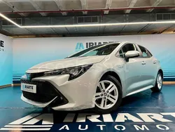 Gris / plata Usado 2022 Toyota Corolla Active Berlina | 17.990 € (Super precio)