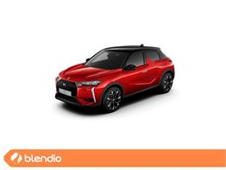Rojo Usado 2023 DS Automobiles DS3 Crossback E-Tense Opera SUV | 48.300 €