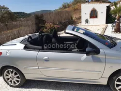 Gris / plata Usado 2003 Peugeot 206 Descapotable | 2700 € (Buen precio)