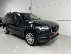 Gris / plata Usado 2018 Volvo XC90 Momentum SUV | 28.500 € (Precio justo)