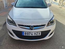Blanco Usado 2014 Opel Astra Business Berlina | 5900 € (Precio justo)