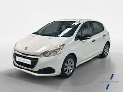 Blanco Usado 2017 Peugeot 208 Access Utilitario | 8890 € (Precio justo)