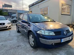 Azul Usado 2004 Renault Mégane II Business Berlina | 1499 € (Buen precio)