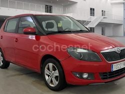Rojo Usado 2014 Skoda Fabia Utilitario | 6990 € (Precio justo)