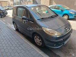 Gris / plata Usado 2006 Peugeot 1007 Utilitario | 2150 € (Super precio)