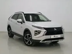 Usado 2024 Mitsubishi Eclipse Cross SUV | 25.900 € (Un poco caro)