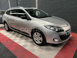 Gris / plata Usado 2011 Renault Mégane GrandTour Dynamique Familiar | 4990 € (Buen precio)