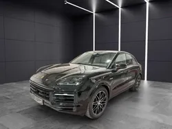 Negro Usado 2024 Porsche Cayenne SUV | 132.990 €