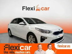 Blanco Usado 2021 Kia Ceed Berlina | 14.470 € (Precio justo)
