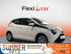 Blanco Usado 2021 Toyota Aygo X-play Utilitario | 12.790 € (Precio justo)