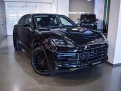 Negro Usado 2025 Porsche Cayenne SUV | 133.900 €