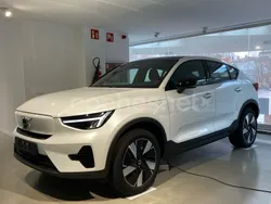 Eléctrico Nuevo 2025 Volvo EC40 Plus SUV | 41.900 €