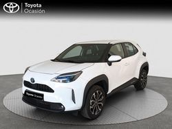 Blanco Usado 2024 Toyota Yaris Hybrid Active | 25.900 € (Caro)