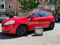 Rojo Usado 2009 Fiat Grande Punto Active Utilitario | 3200 € (Buen precio)