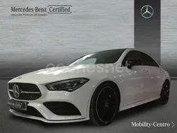 Blanco polar pintura unicolor Usado 2023 Mercedes CLA200 AMG line Berlina | 43.900 € (Caro)