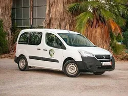 Blanco Usado 2016 Peugeot Partner Access Monovolumen | 8300 € (Buen precio)