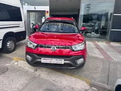Rojo Usado 2016 Ssangyong XLV SUV | 9999 € (Un poco caro)