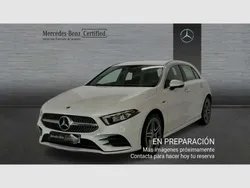 Blanco Usado 2021 Mercedes A250 AMG line Berlina | 26.490 € (Buen precio)