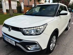 Blanco Usado 2017 Ssangyong XLV SUV | 7990 € (Un poco caro)