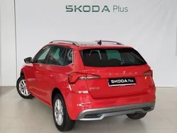 Rojo Usado 2023 Skoda Kamiq Ambition SUV | 19.500 € (Precio justo)