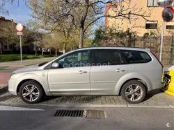 Gris / plata Usado 2005 Ford Focus Ghia Familiar | 1490 € (Super precio)