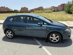 Azul Usado 2005 Seat Leon Sport Berlina | 4500 €