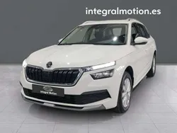 Blanco Usado 2021 Skoda Kamiq Ambition SUV | 18.300 € (Precio justo)