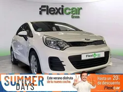 Blanco Usado 2016 Kia Rio Utilitario | 7390 € (Buen precio)