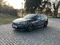 Gris / plata Usado 2022 BMW 118 Sport Line Utilitario | 24.995 € (Precio justo)
