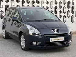 Azul Usado 2013 Peugeot 5008 Allure Monovolumen | 8999 € (Precio justo)