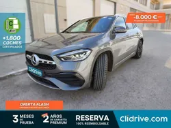 Gris Usado 2022 Mercedes GLA200 SUV | 30.890 € (Super precio)